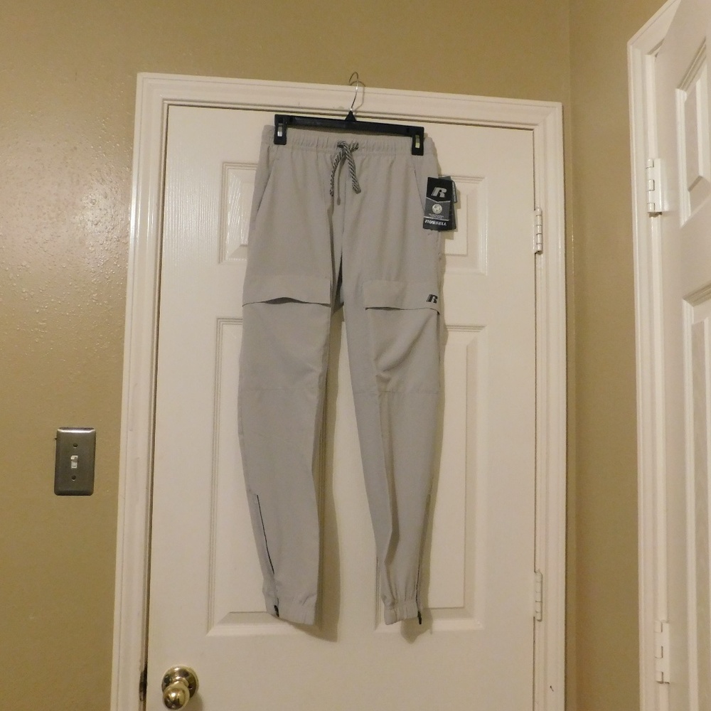 Russell Boys Woven Stretch Jogger Size: XL (14-16)